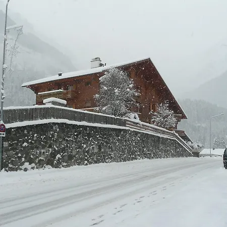 Celine 9, Apartamento Champéry